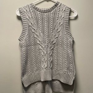Grey knit patterned sweater vest